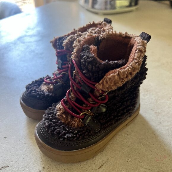 Banana Republic Toddler Infant Winter Snow Boots Sz 6-12 Mo - Picture 1 of 4